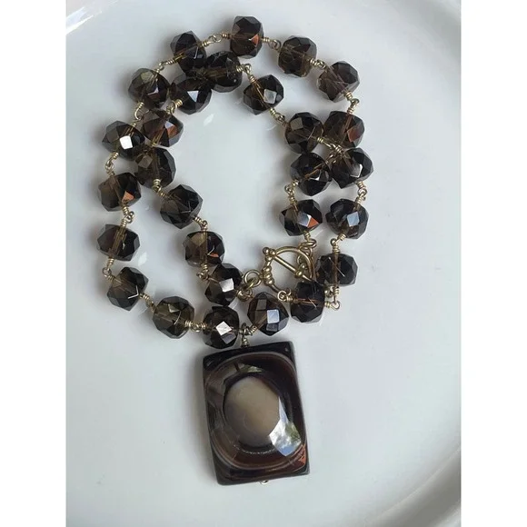 Agate Pendant Necklace Women Brown Smoky Beaded Toggle Clasp Statement - Picture 1 of 8